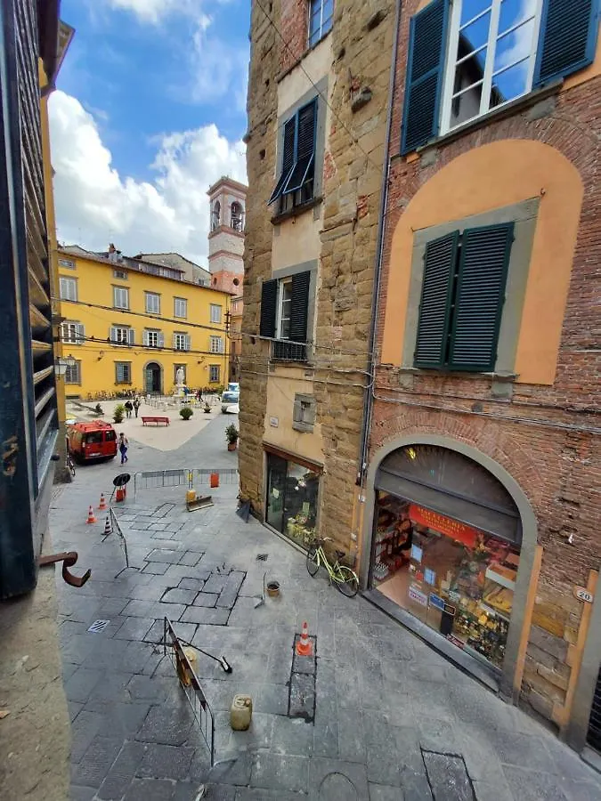 فندق Residenza Centro Storico لوكا 2*,